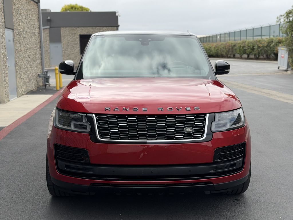 Photo 3 of this LAND ROVER RANGE ROVER