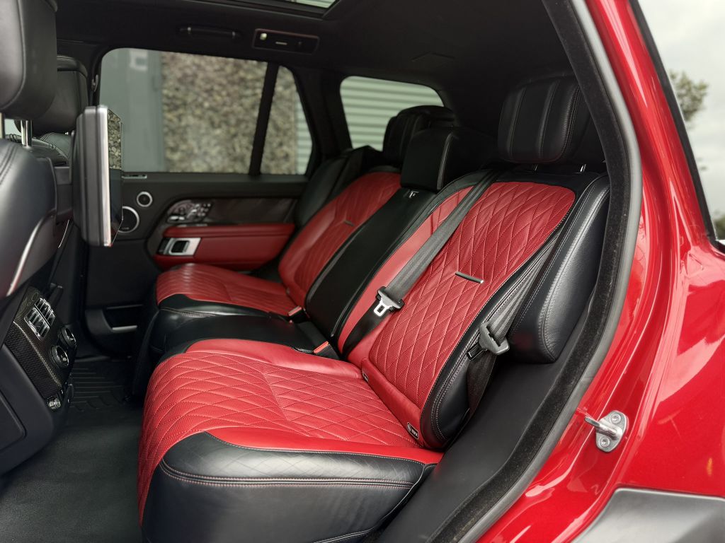 Photo 23 of this LAND ROVER RANGE ROVER