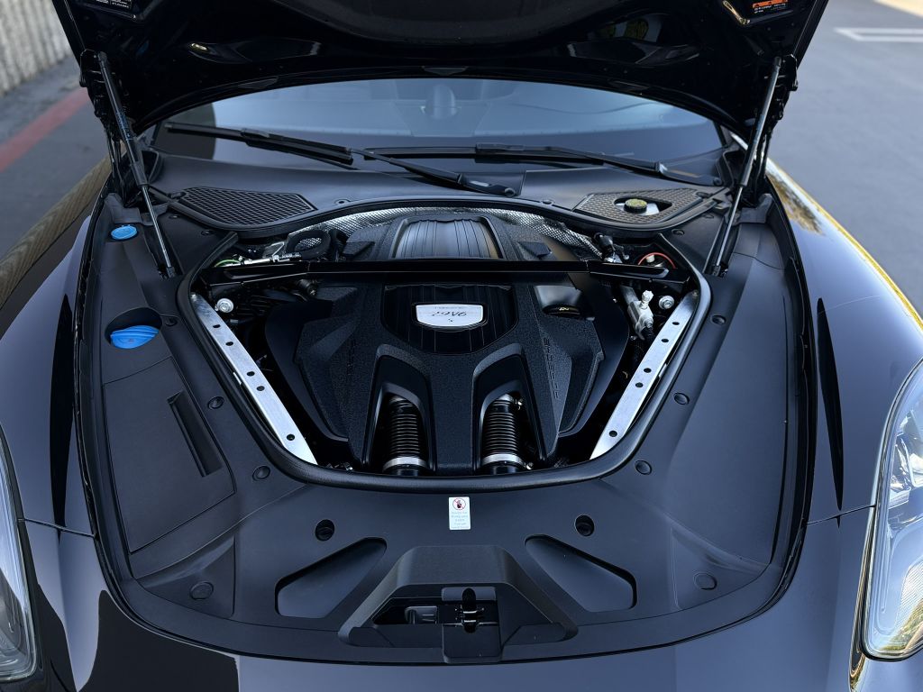 Photo 39 of this PORSCHE PANAMERA