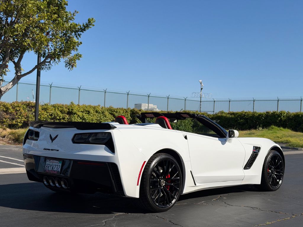 Photo 15 of this CHEVROLET CORVETTE