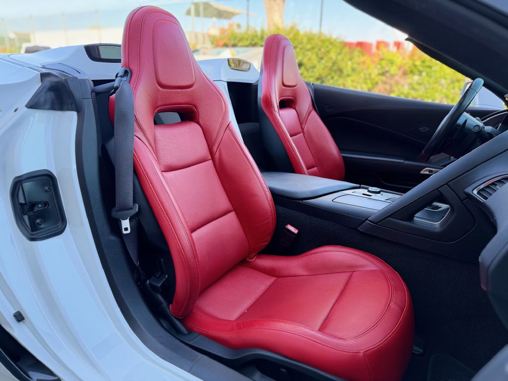 Photo 29 of this CHEVROLET CORVETTE
