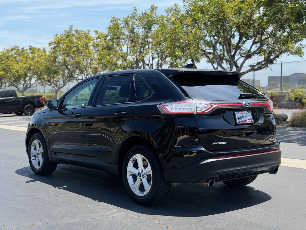 Photo 7 of this FORD EDGE