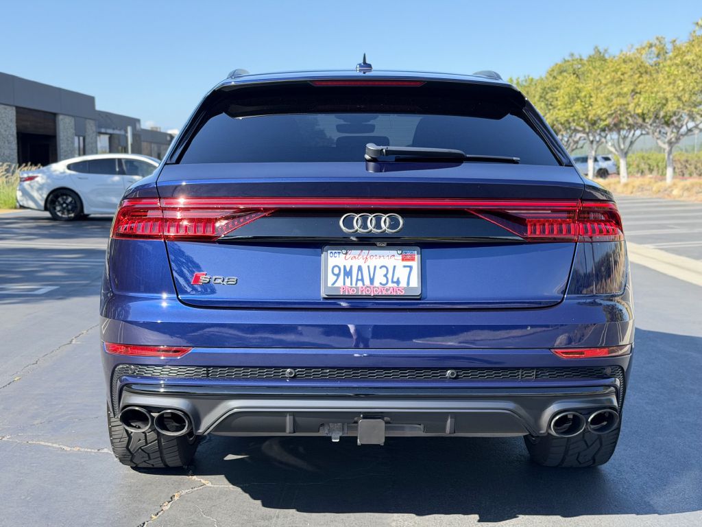 Photo 5 of this AUDI SQ8