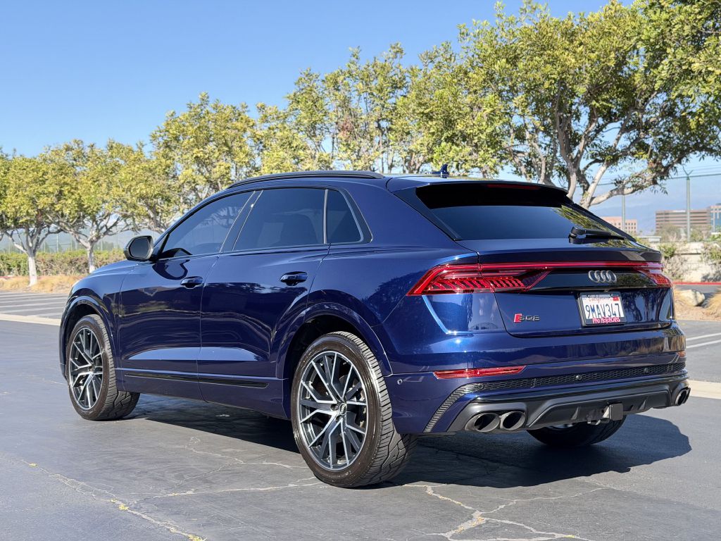 Photo 6 of this AUDI SQ8