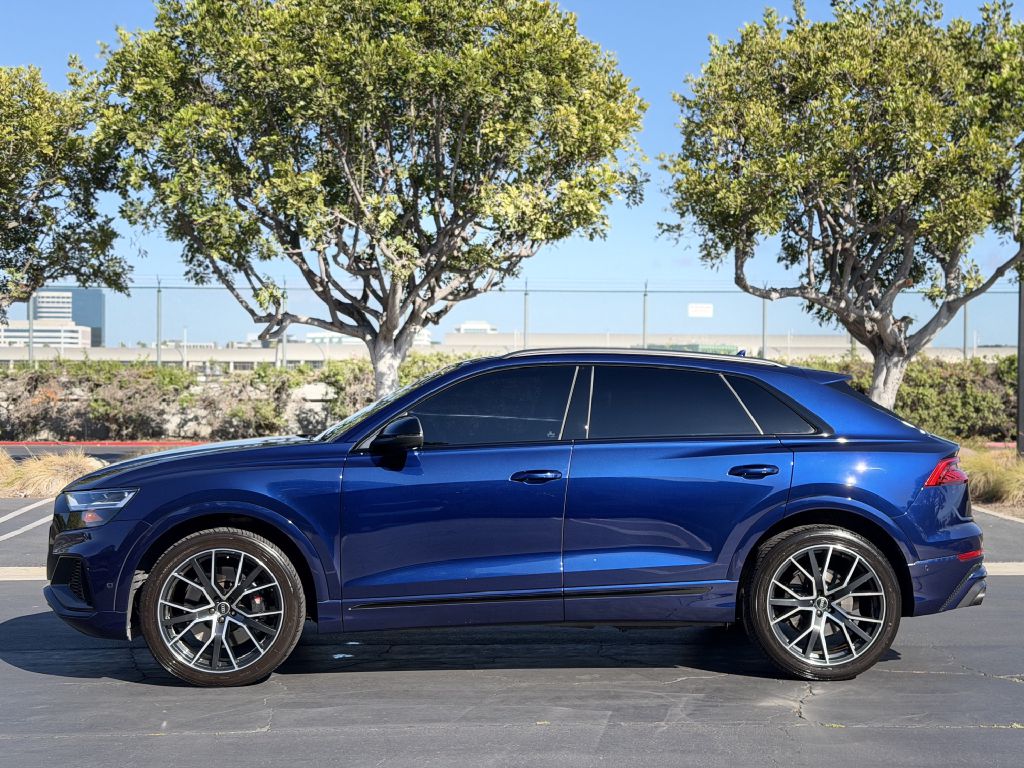 Photo 7 of this AUDI SQ8