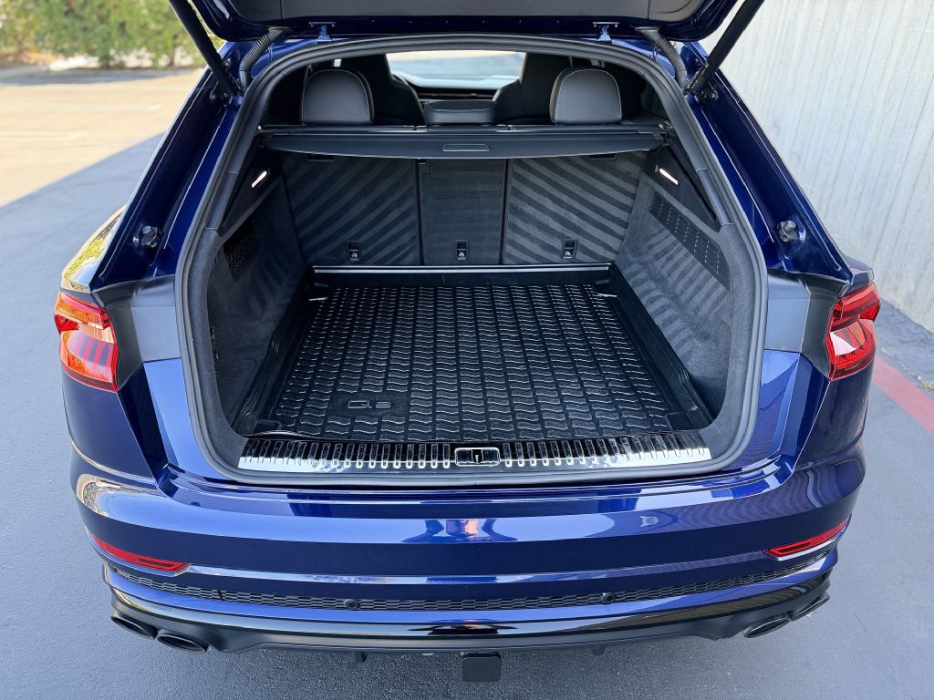 Photo 16 of this AUDI SQ8