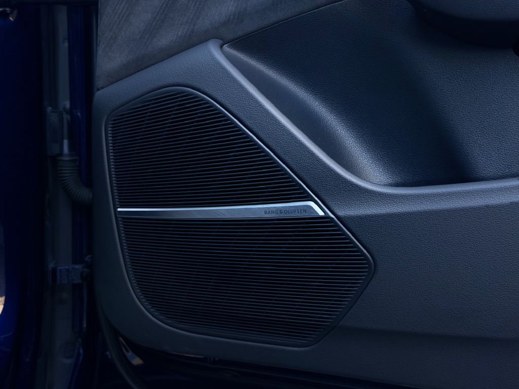 Photo 21 of this AUDI SQ8