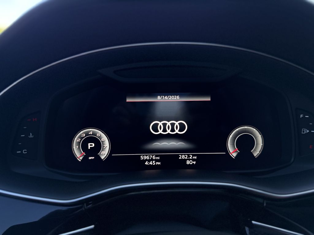 Photo 25 of this AUDI SQ8