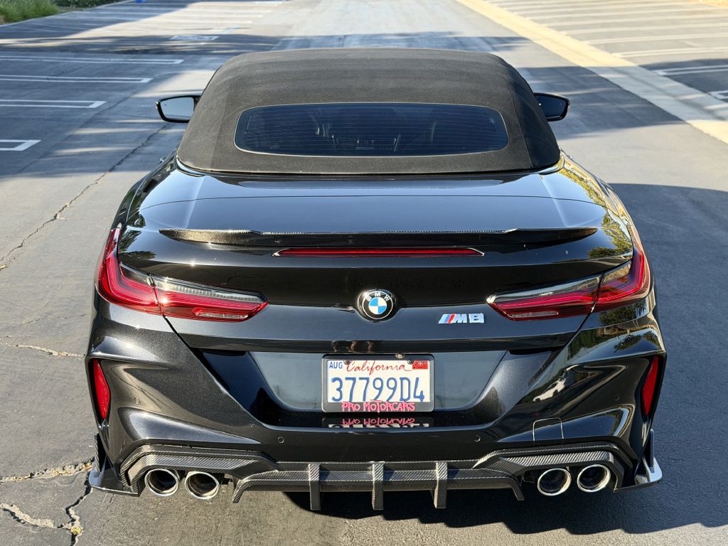 Photo 17 of this BMW M8