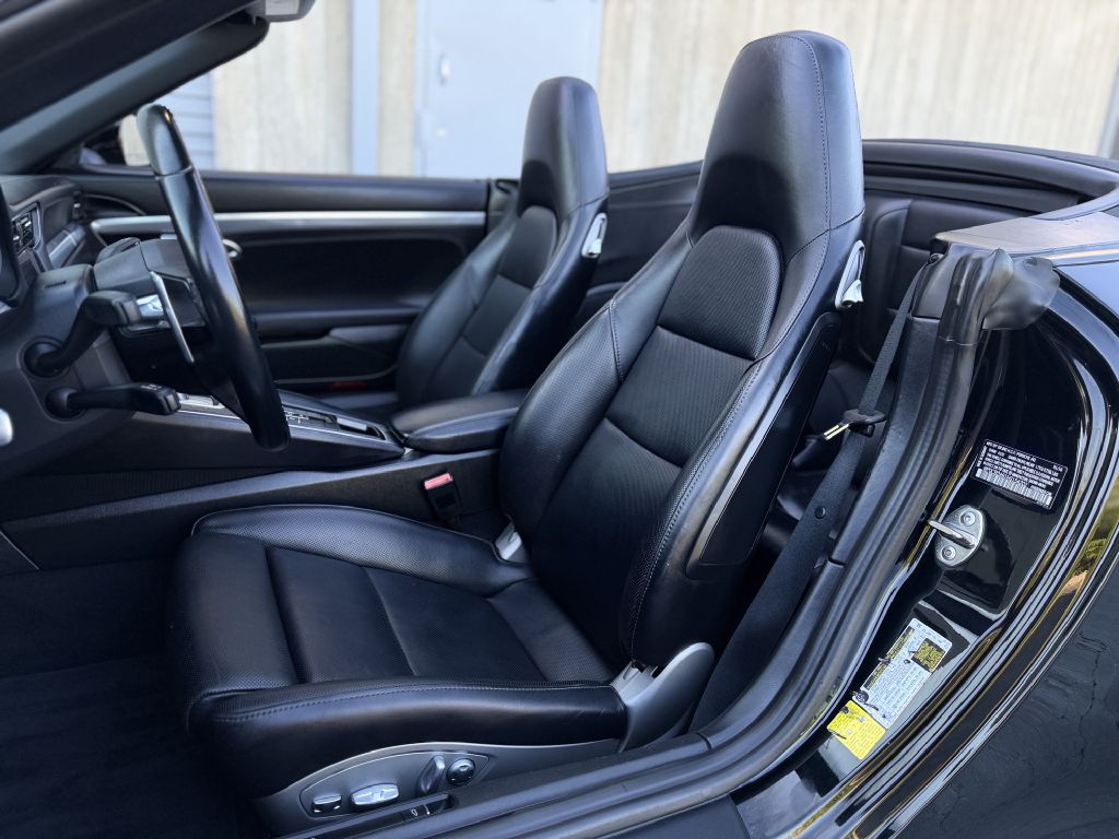 Photo 18 of this PORSCHE 911