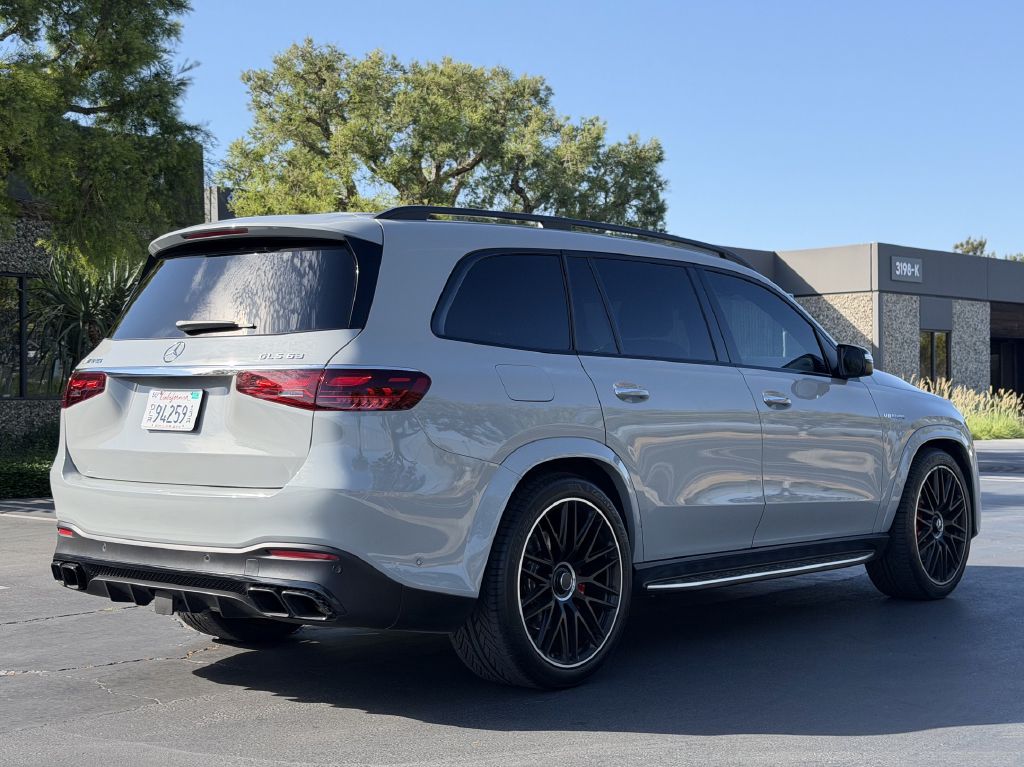 Photo 5 of this MERCEDES-BENZ GLS