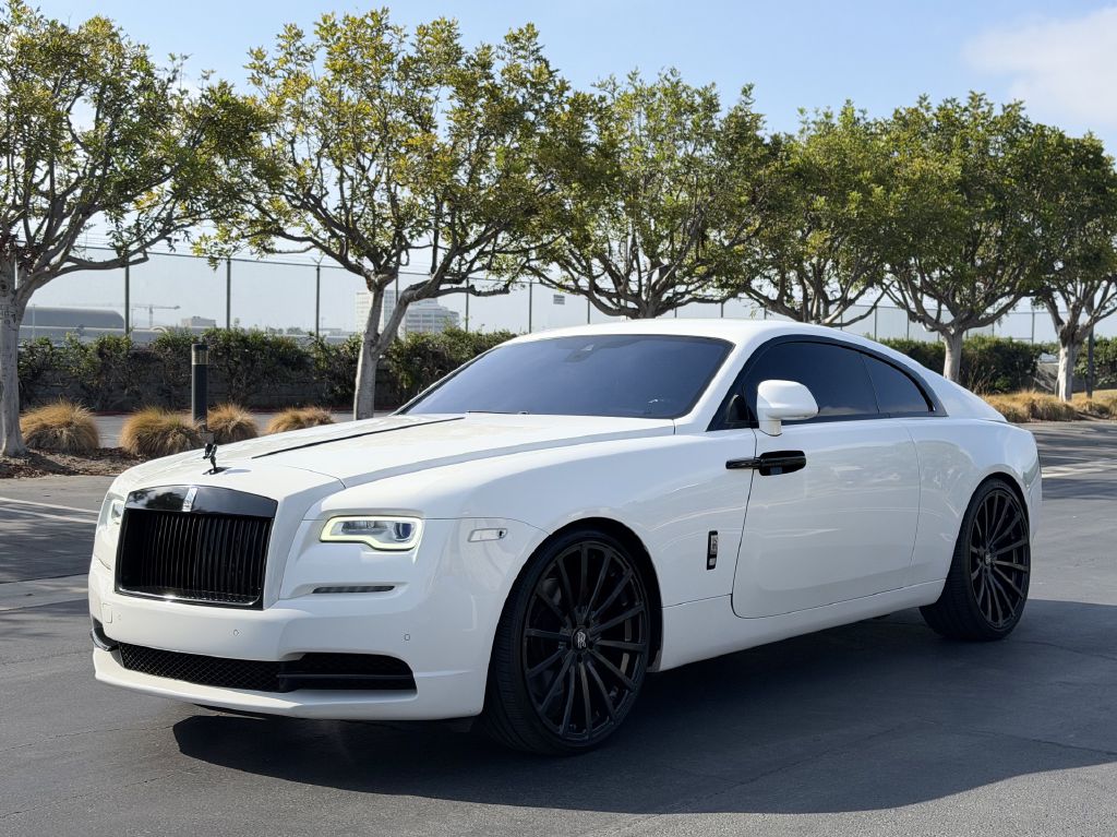Photo 2 of this ROLLS-ROYCE WRAITH