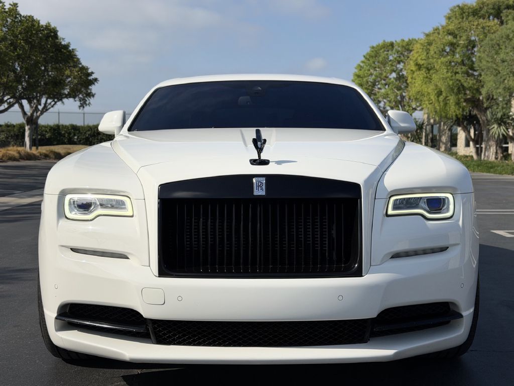 Photo 4 of this ROLLS-ROYCE WRAITH