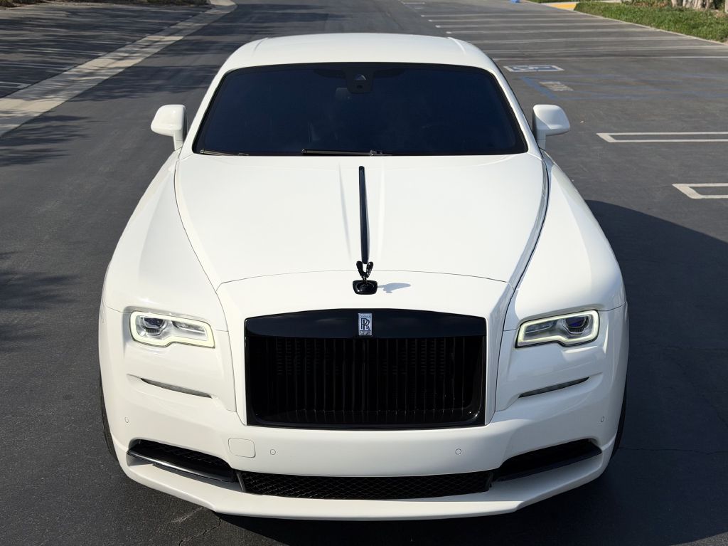 Photo 5 of this ROLLS-ROYCE WRAITH