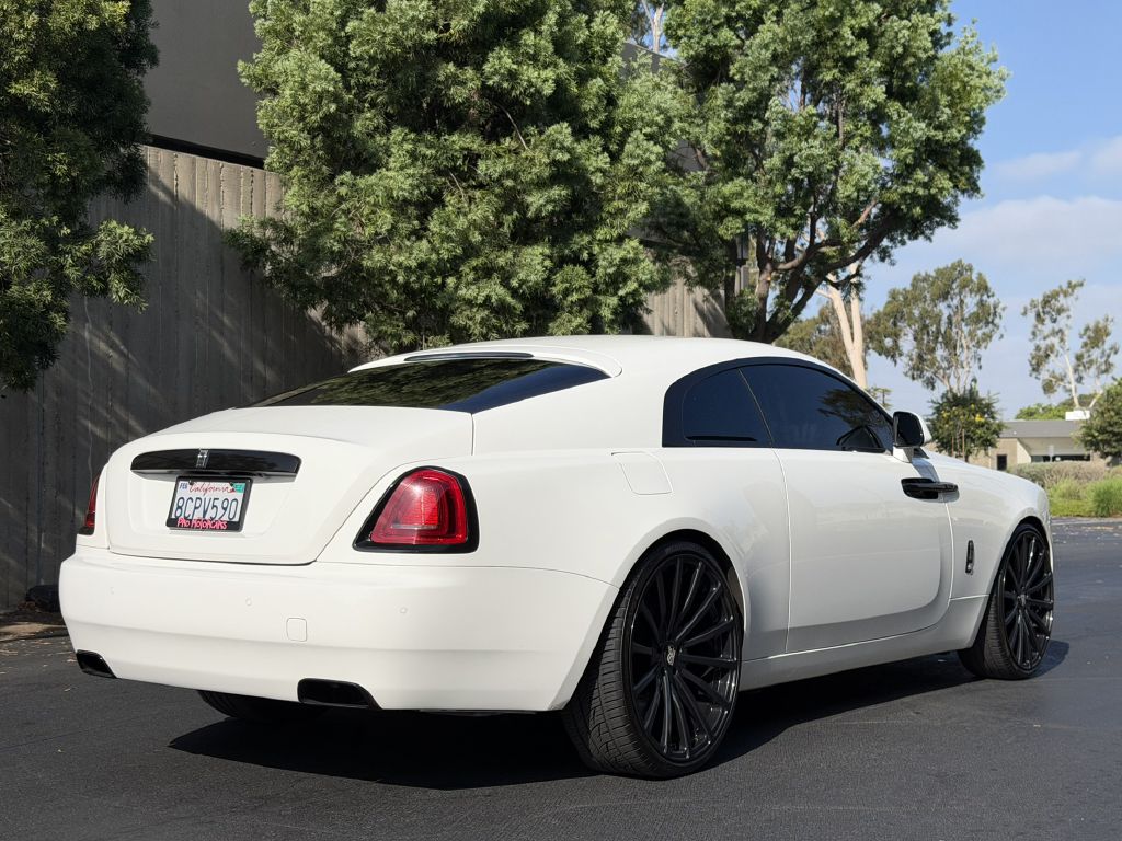 Photo 8 of this ROLLS-ROYCE WRAITH