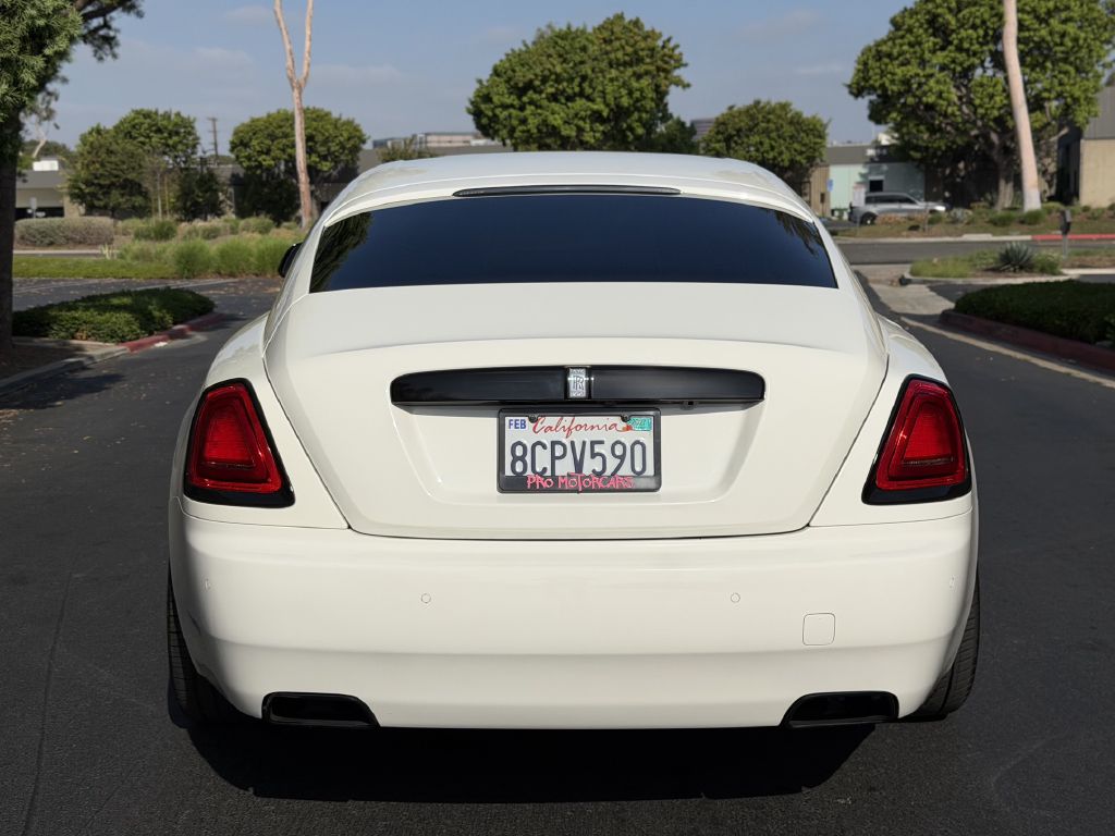 Photo 9 of this ROLLS-ROYCE WRAITH