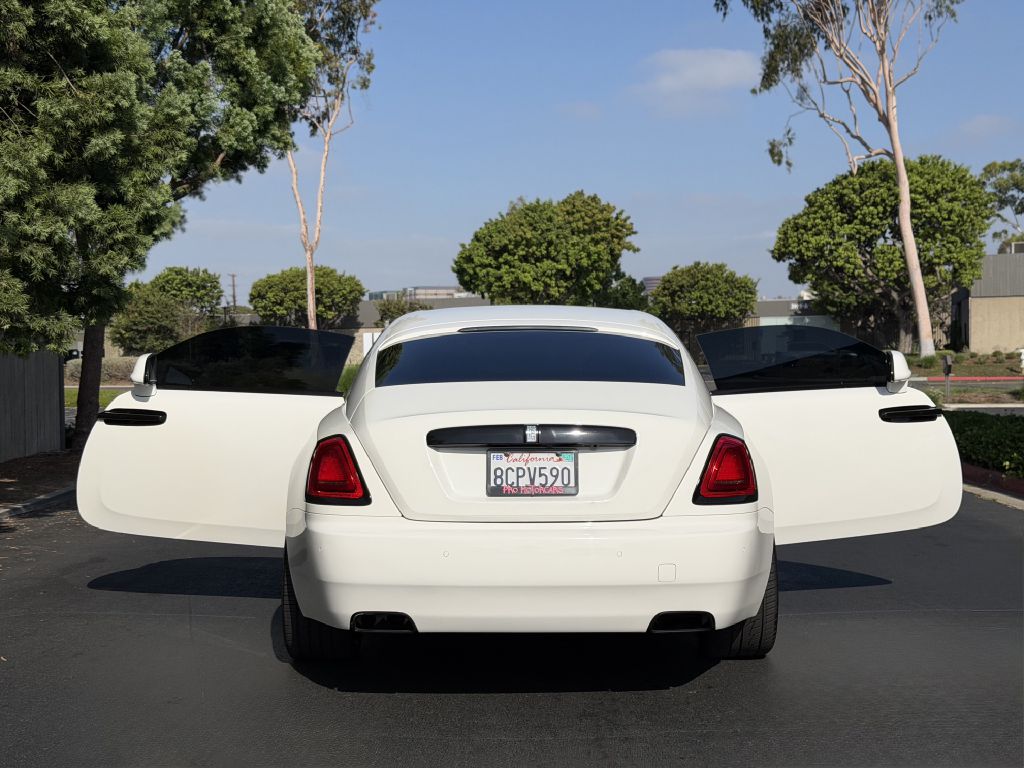 Photo 12 of this ROLLS-ROYCE WRAITH