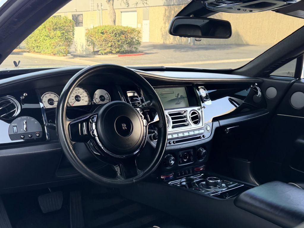 Photo 17 of this ROLLS-ROYCE WRAITH