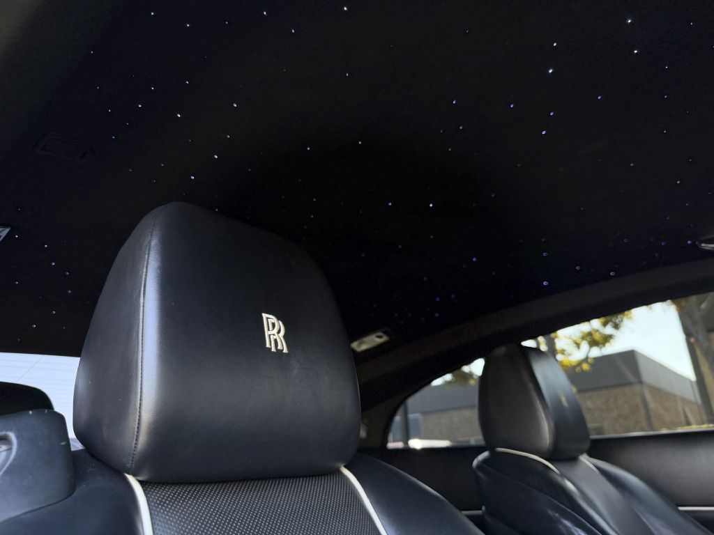 Photo 23 of this ROLLS-ROYCE WRAITH
