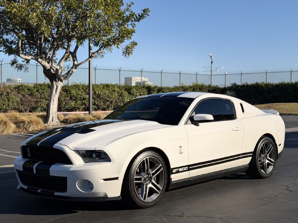2011 FORD MUSTANG