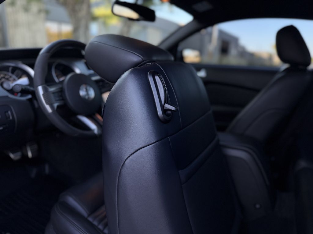 Photo 19 of this FORD MUSTANG