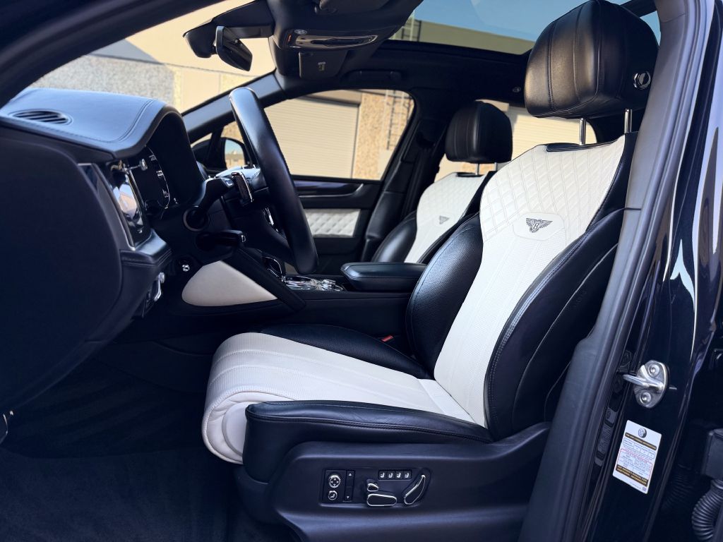 Photo 9 of this BENTLEY BENTAYGA