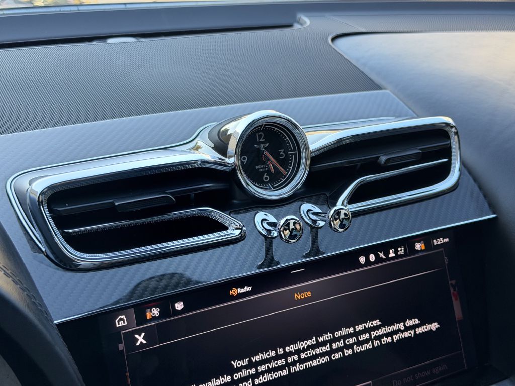 Photo 24 of this BENTLEY BENTAYGA