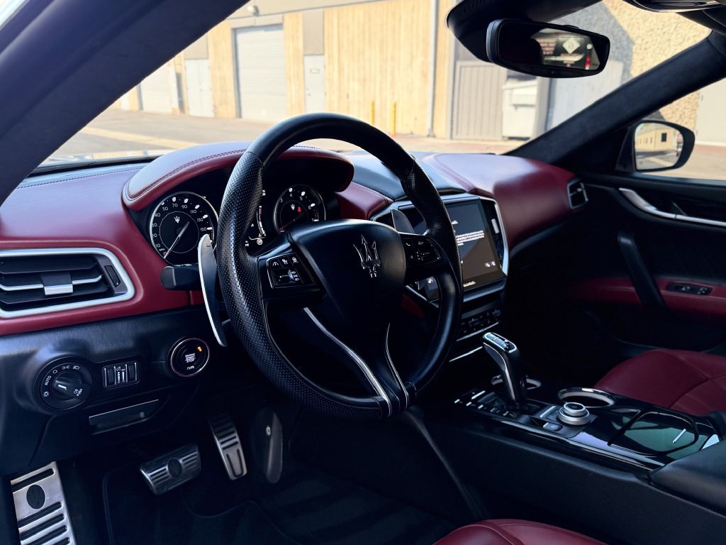 Photo 10 of this MASERATI GHIBLI
