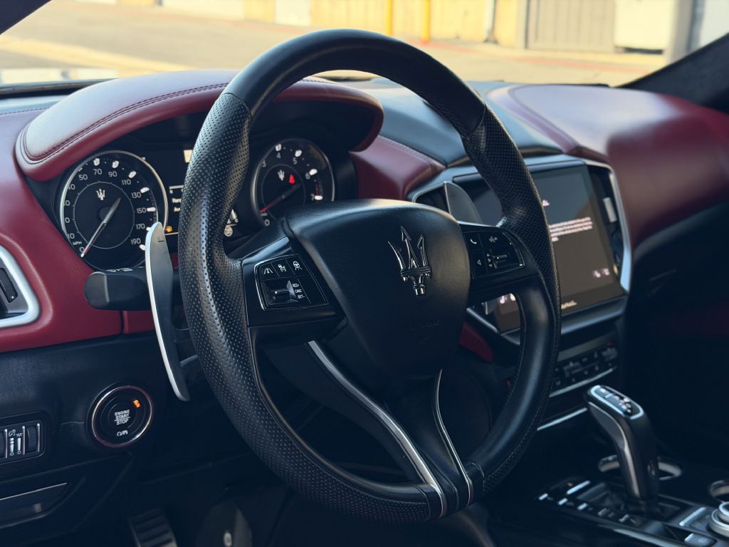 Photo 11 of this MASERATI GHIBLI