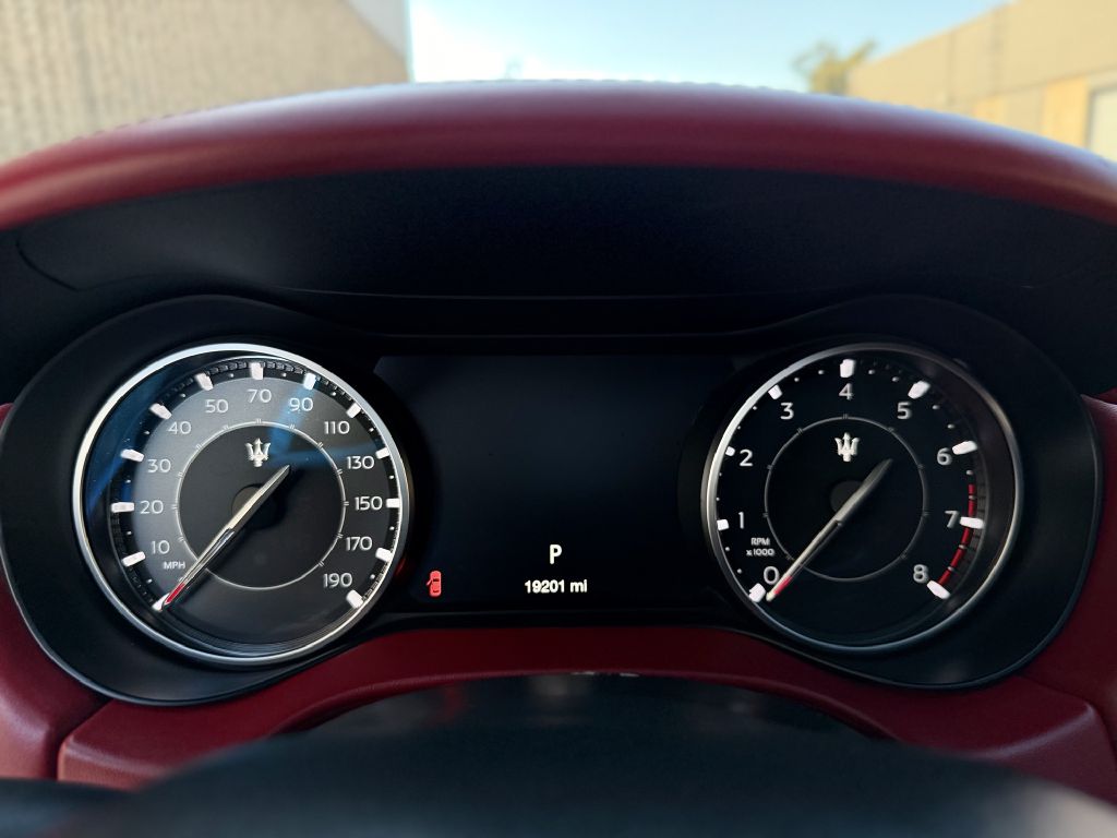 Photo 20 of this MASERATI GHIBLI