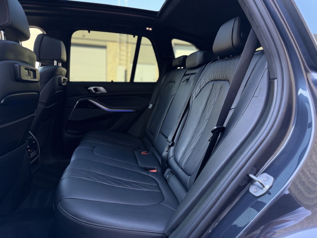 Photo 14 of this BMW X5