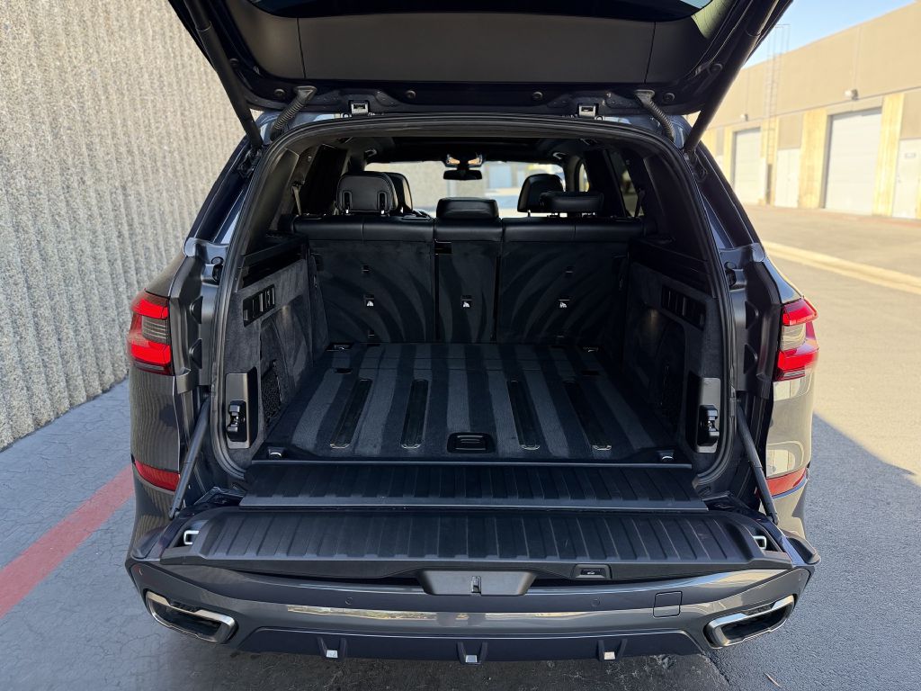 Photo 15 of this BMW X5