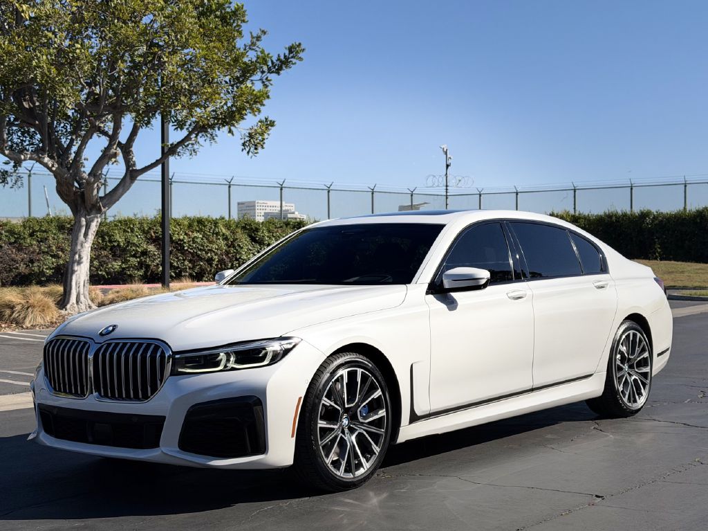 Photo 2 of this BMW 750