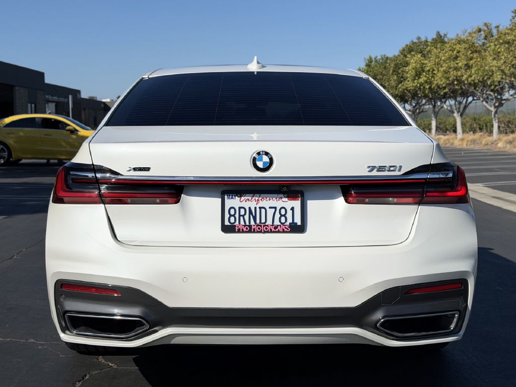 Photo 6 of this BMW 750