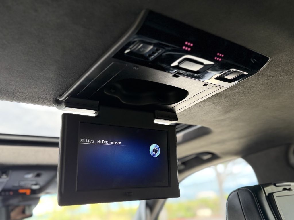 Photo 13 of this CADILLAC ESCALADE