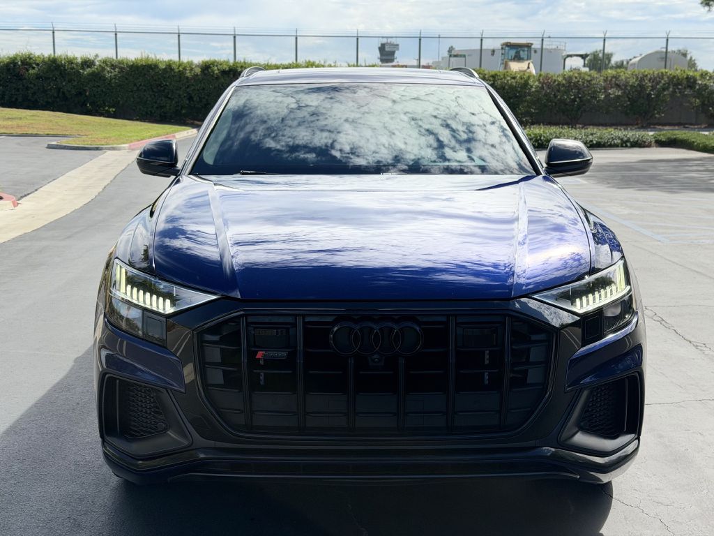 Photo 4 of this AUDI SQ8