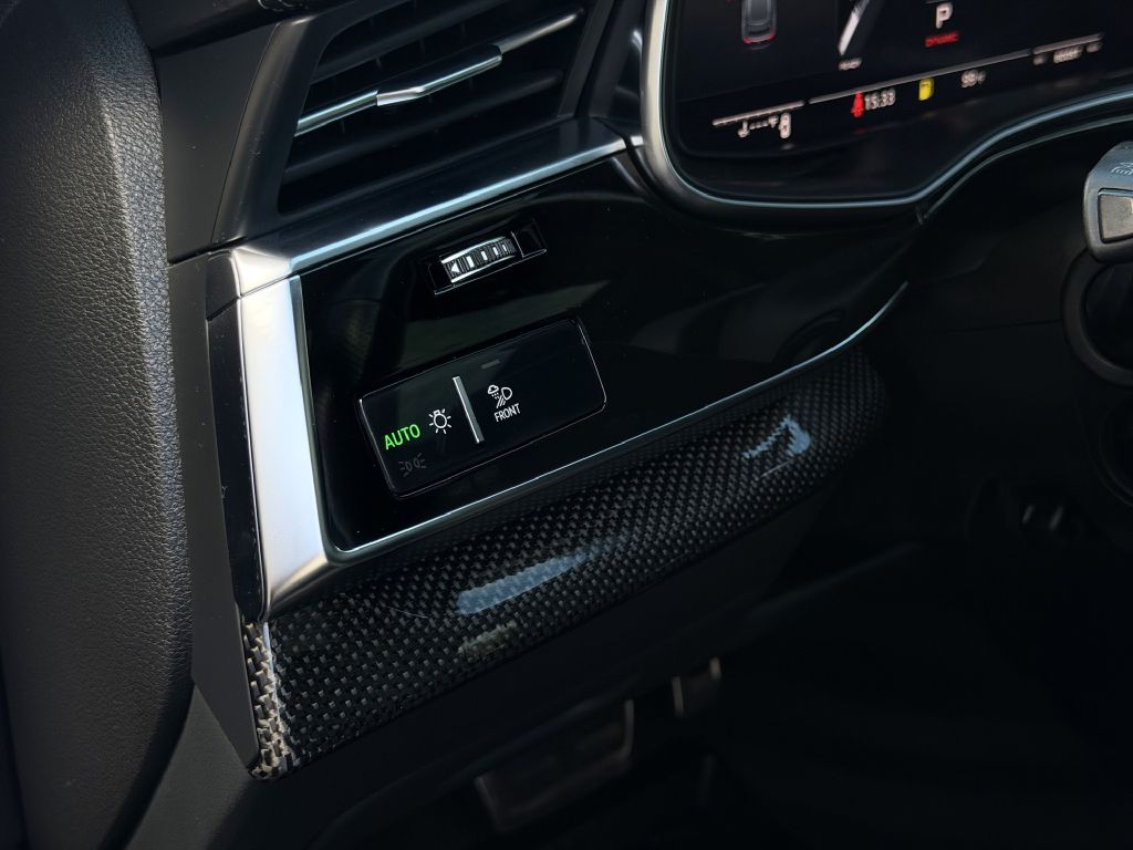 Photo 14 of this AUDI SQ8