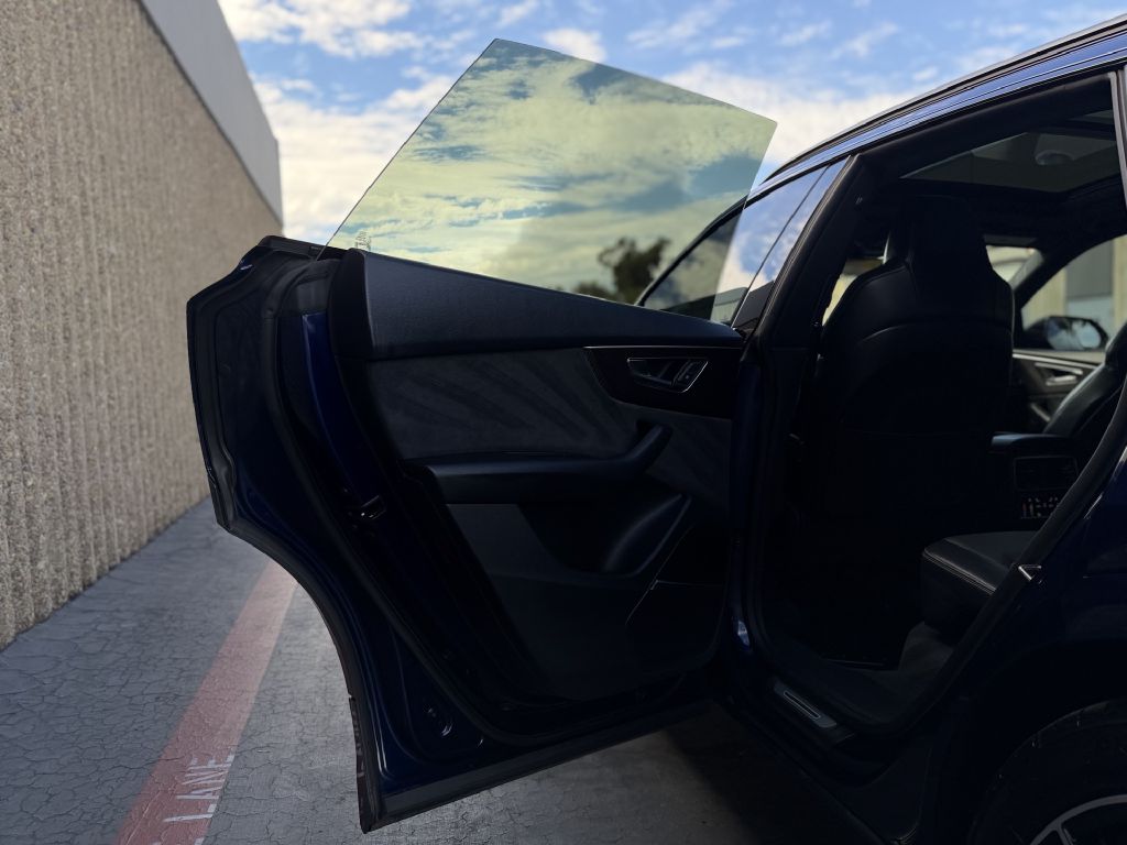 Photo 16 of this AUDI SQ8
