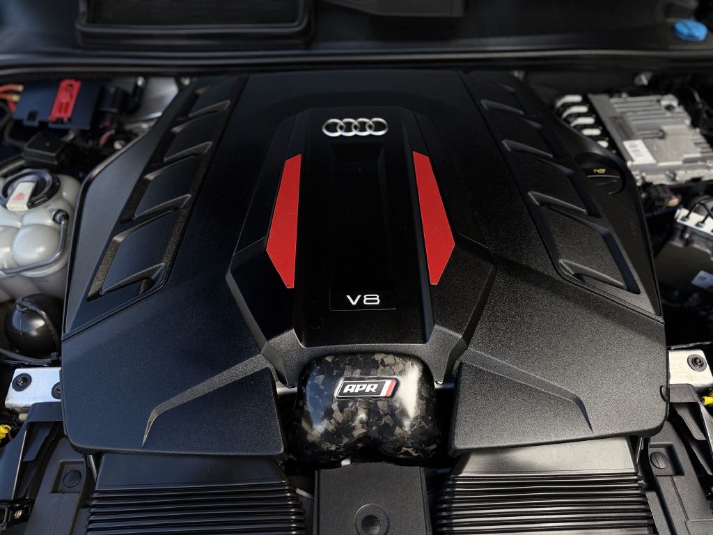Photo 26 of this AUDI SQ8