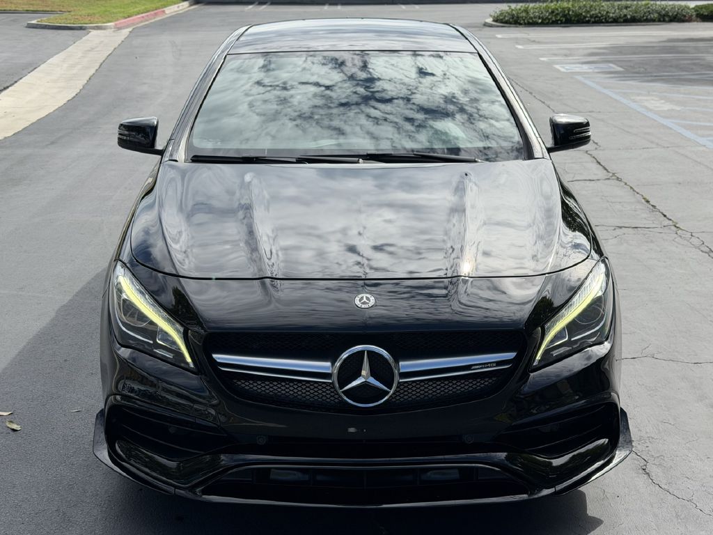 Photo 4 of this MERCEDES-BENZ CLA