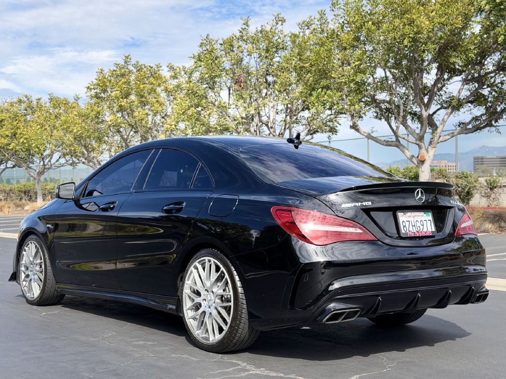Photo 9 of this MERCEDES-BENZ CLA