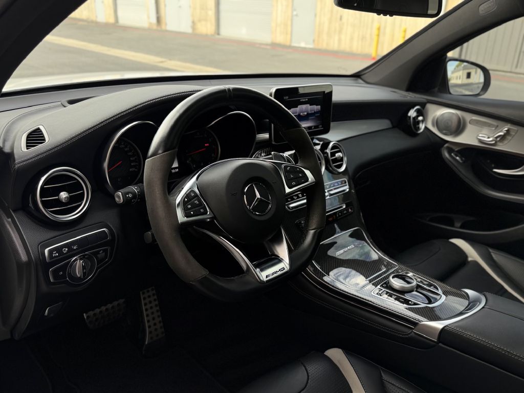 Photo 11 of this MERCEDES-BENZ GLC COUPE