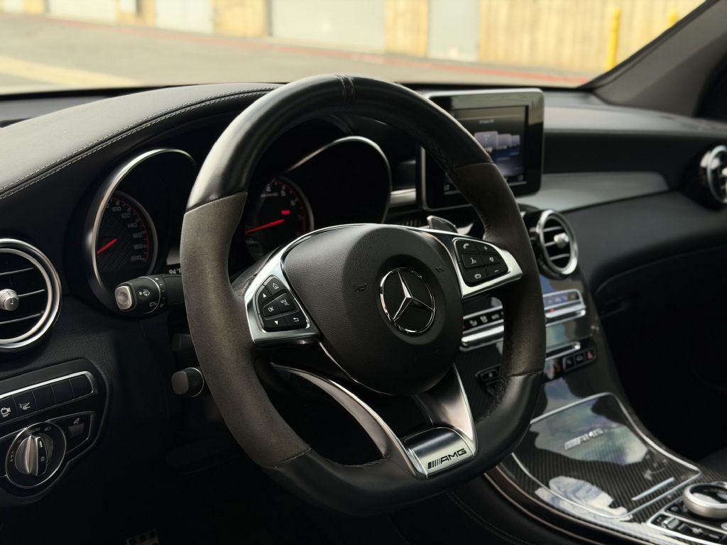 Photo 12 of this MERCEDES-BENZ GLC COUPE