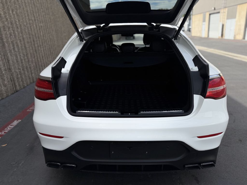 Photo 17 of this MERCEDES-BENZ GLC COUPE