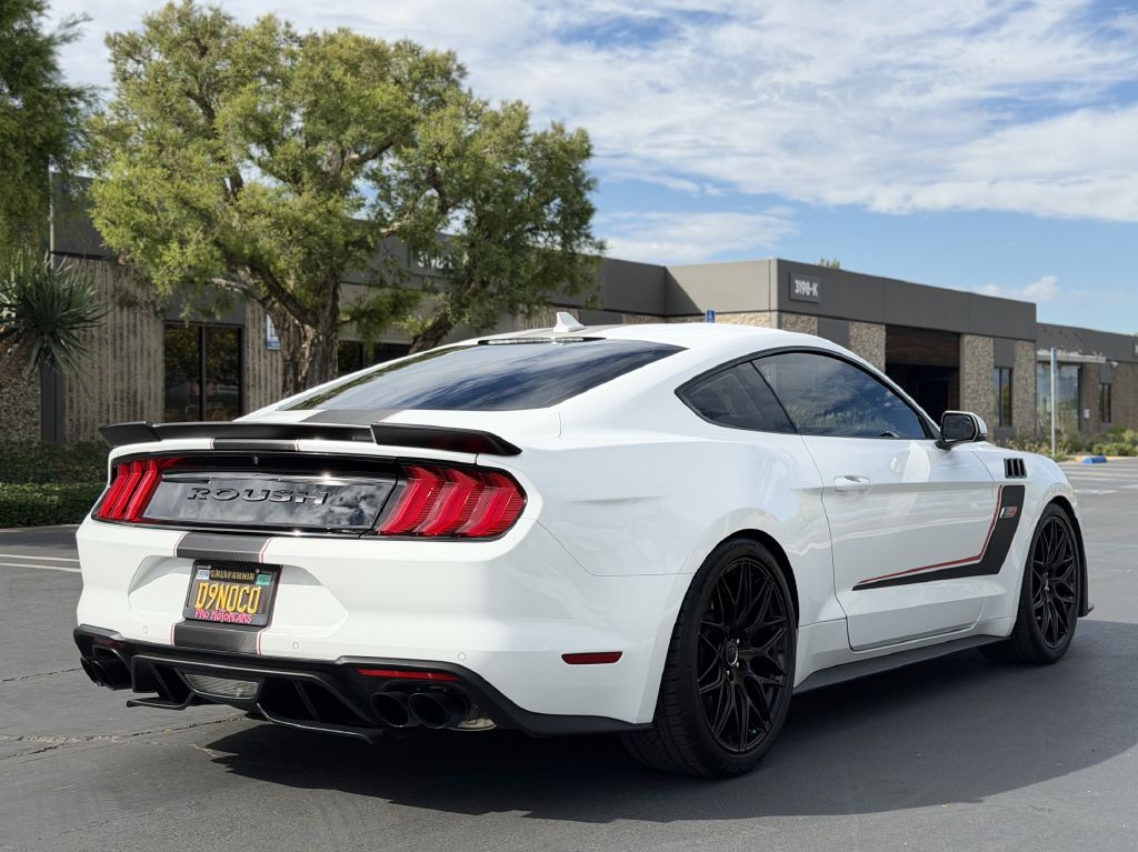 Photo 6 of this FORD MUSTANG