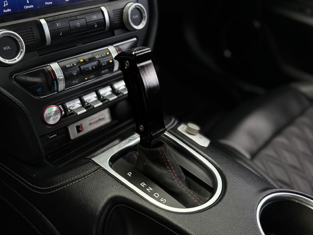 Photo 15 of this FORD MUSTANG