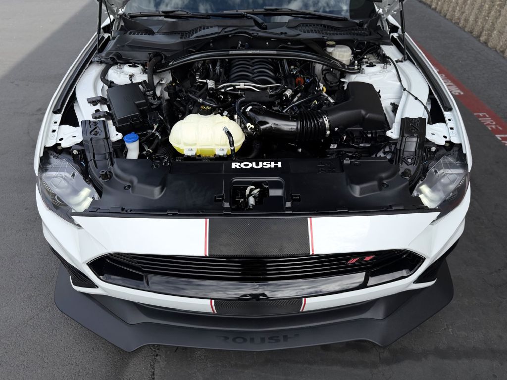 Photo 21 of this FORD MUSTANG