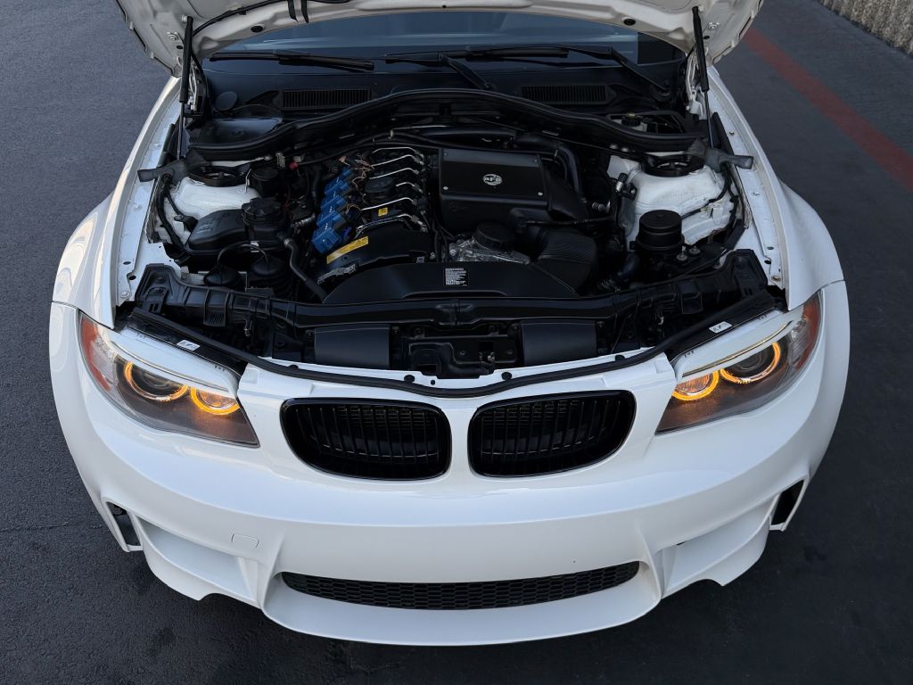 Photo 29 of this BMW 1M