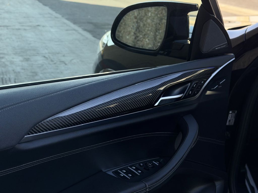 Photo 10 of this BMW X4