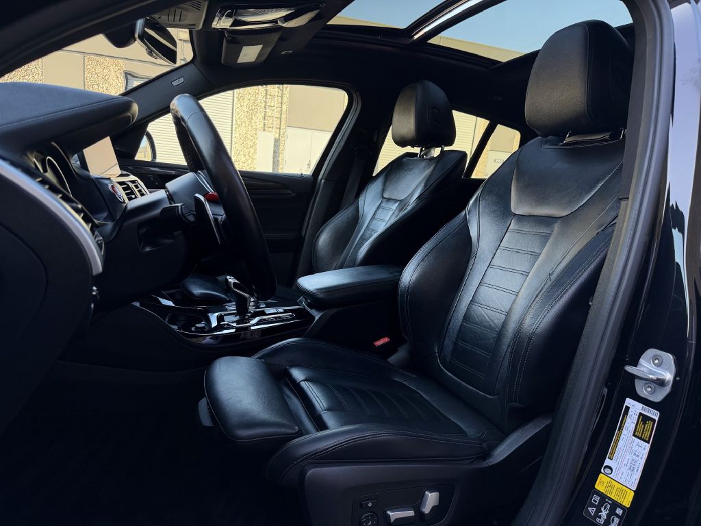 Photo 13 of this BMW X4